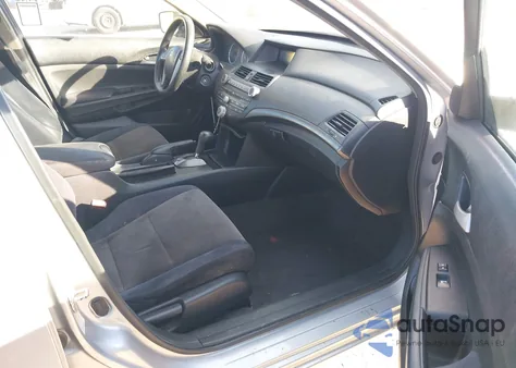 2010 Honda Accord 2.4 Lx from USA, damaged, VIN 1HGCP2F30AA136471